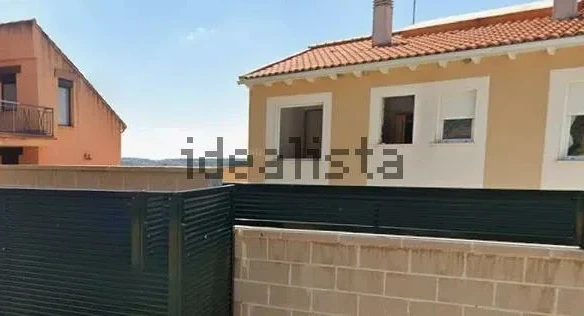 Chalet pareado en venta en CL Alamillo, 14
