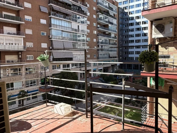 Piso de 4 dormitorios en venta en Paseo de la Castellana, Cuzco | ROAN