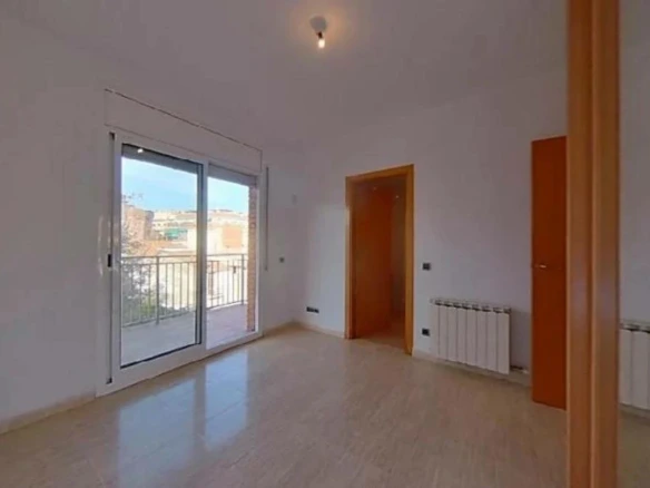 Piso en Barcelona – Ref. 08203
