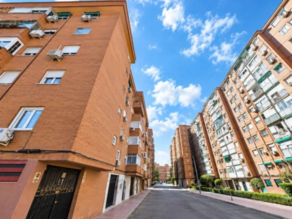 Alcalá de Henares, ubicación y criterio en una misma operación