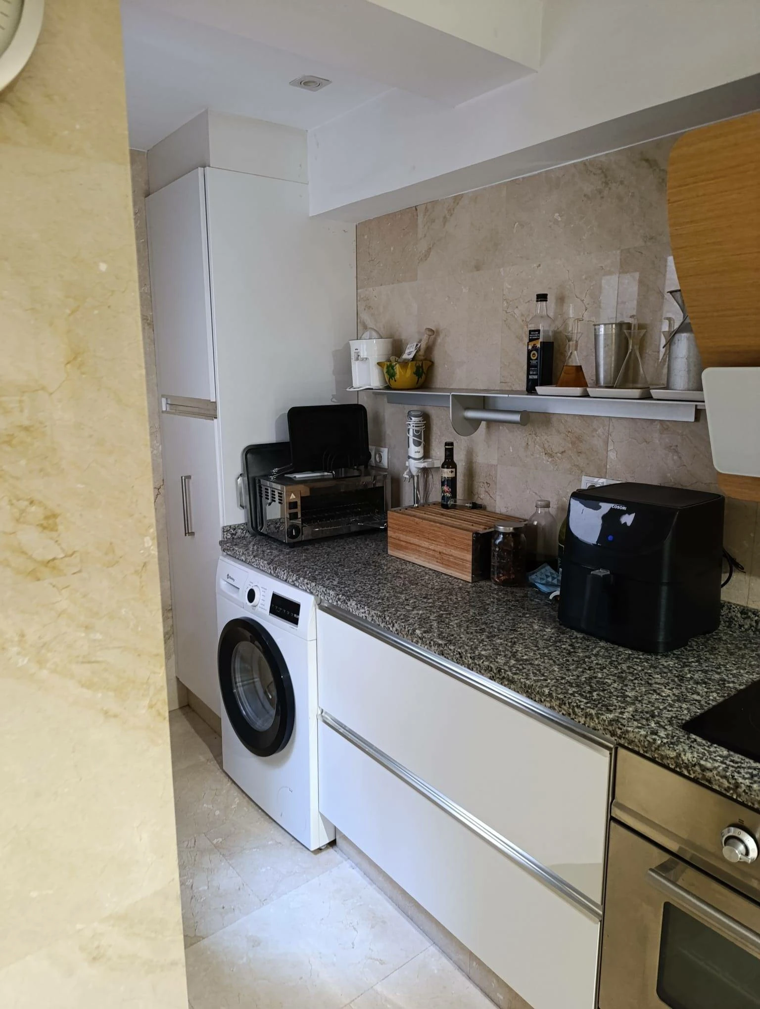 VALENCIA CENTRO BARRIO XEREA VIVIENDA REFORMADA CON PRIMERAS CALIDADES CUATRO DORMITORIOS DOS BAÑOS GARAJE