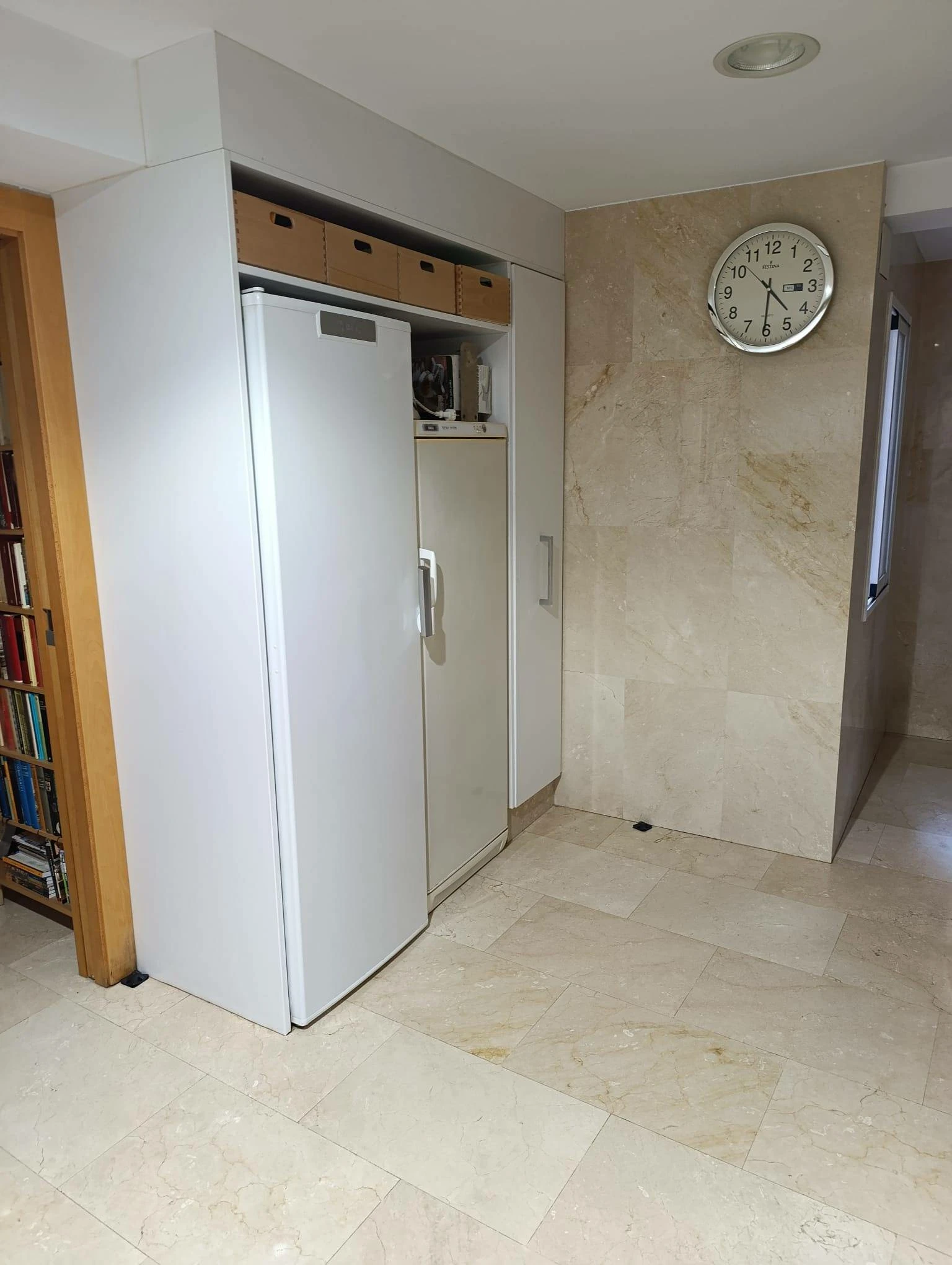 VALENCIA CENTRO BARRIO XEREA VIVIENDA REFORMADA CON PRIMERAS CALIDADES CUATRO DORMITORIOS DOS BAÑOS GARAJE