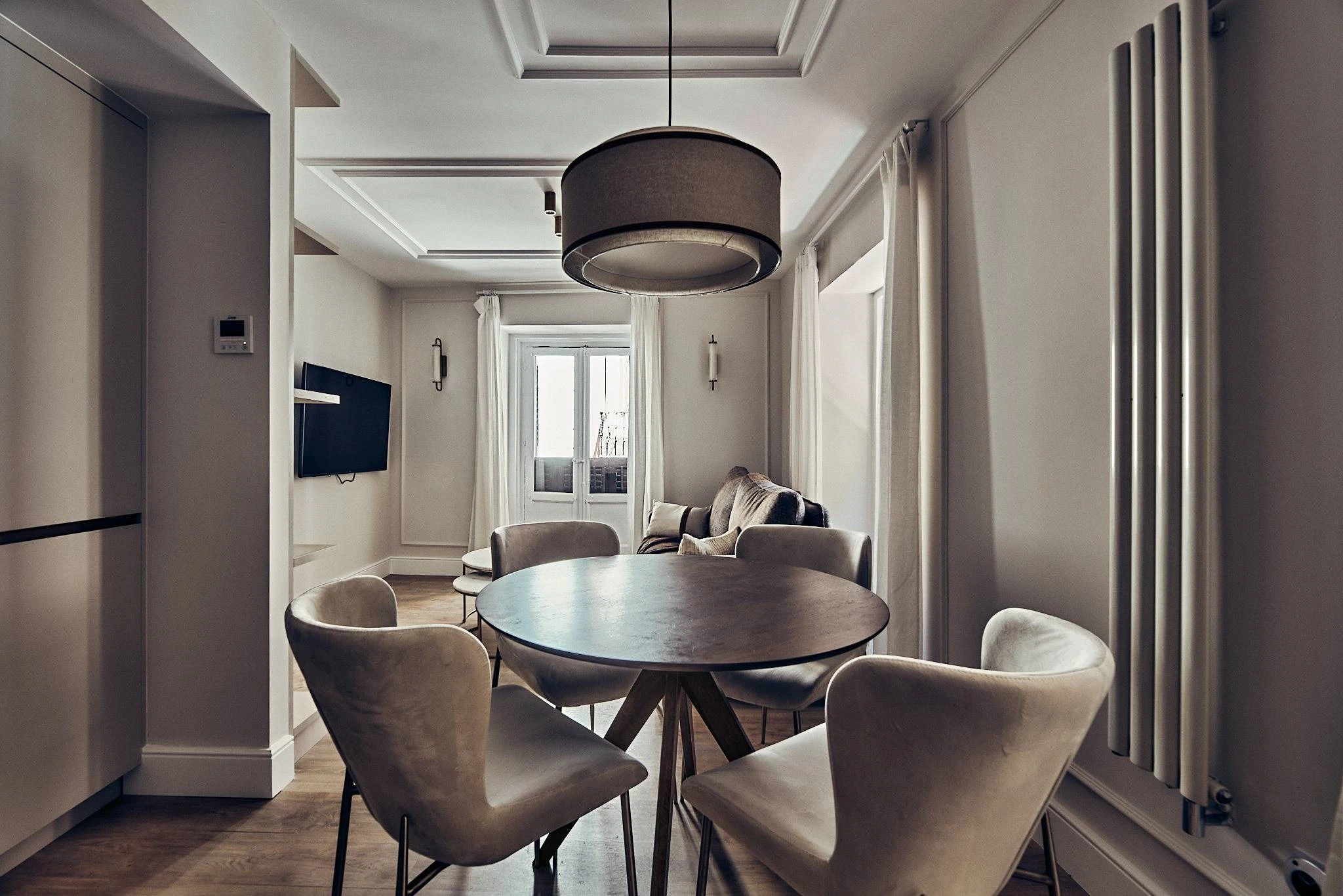 Piso reformado con balcones junto a Sol, Madrid | ROAN Piso reformado con balcones junto a Sol, Madrid | ROAN