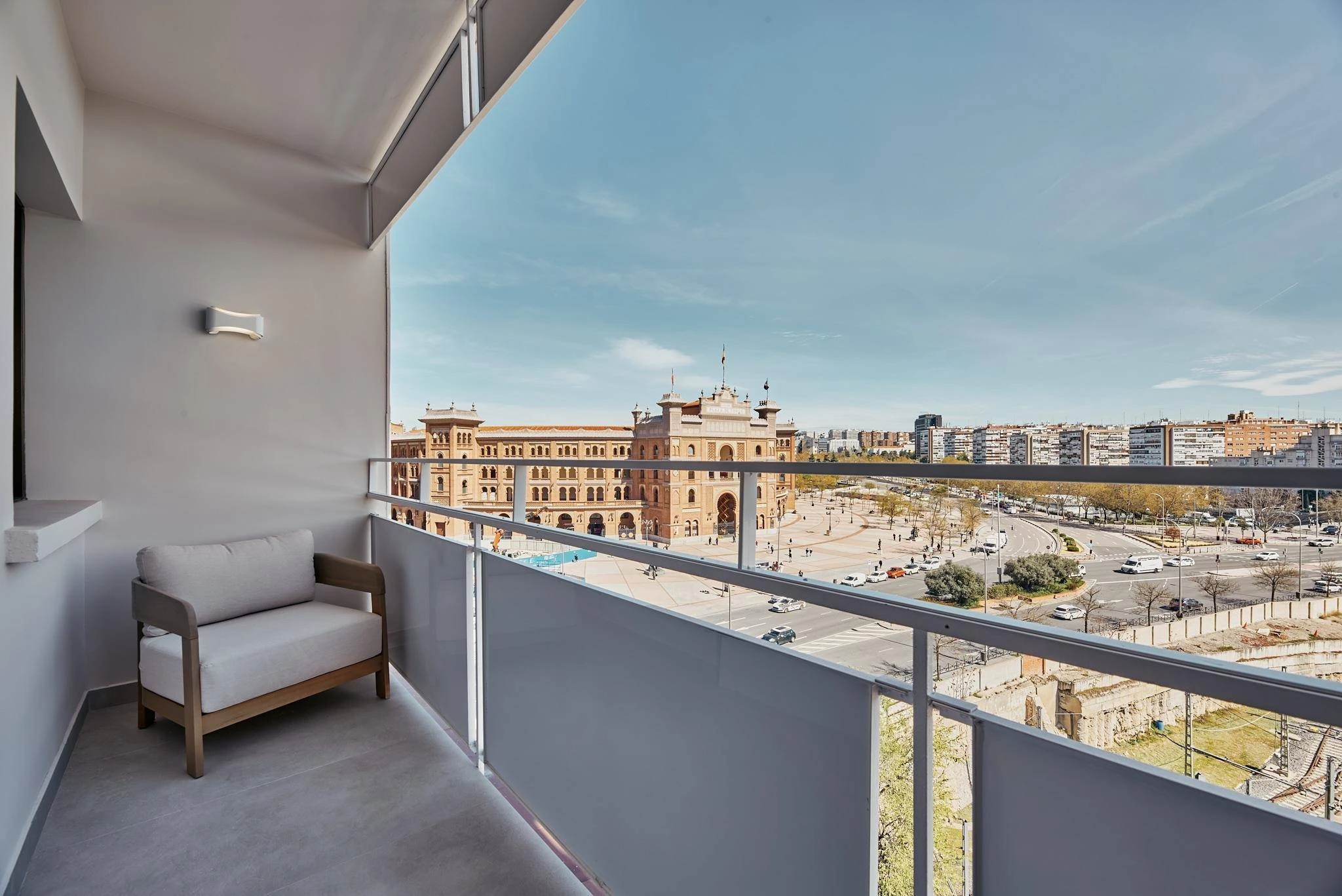 Piso reformado exterior en Fuente del Berro, Madrid | ROAN