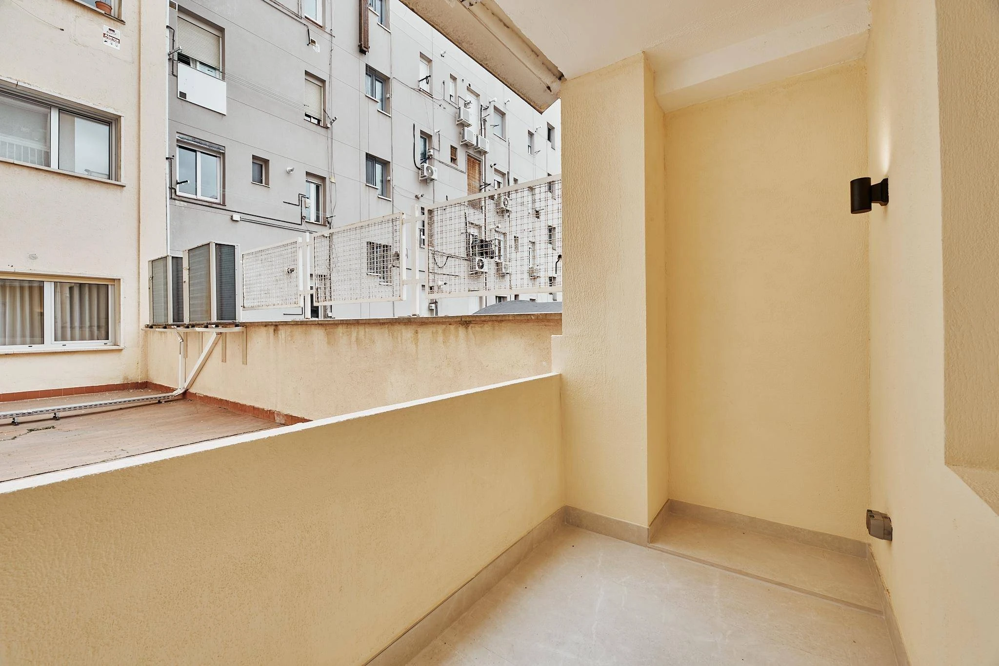 Piso reformado con garaje en Lista, Salamanca | ROAN Piso reformado con garaje en Lista, Salamanca | ROAN
