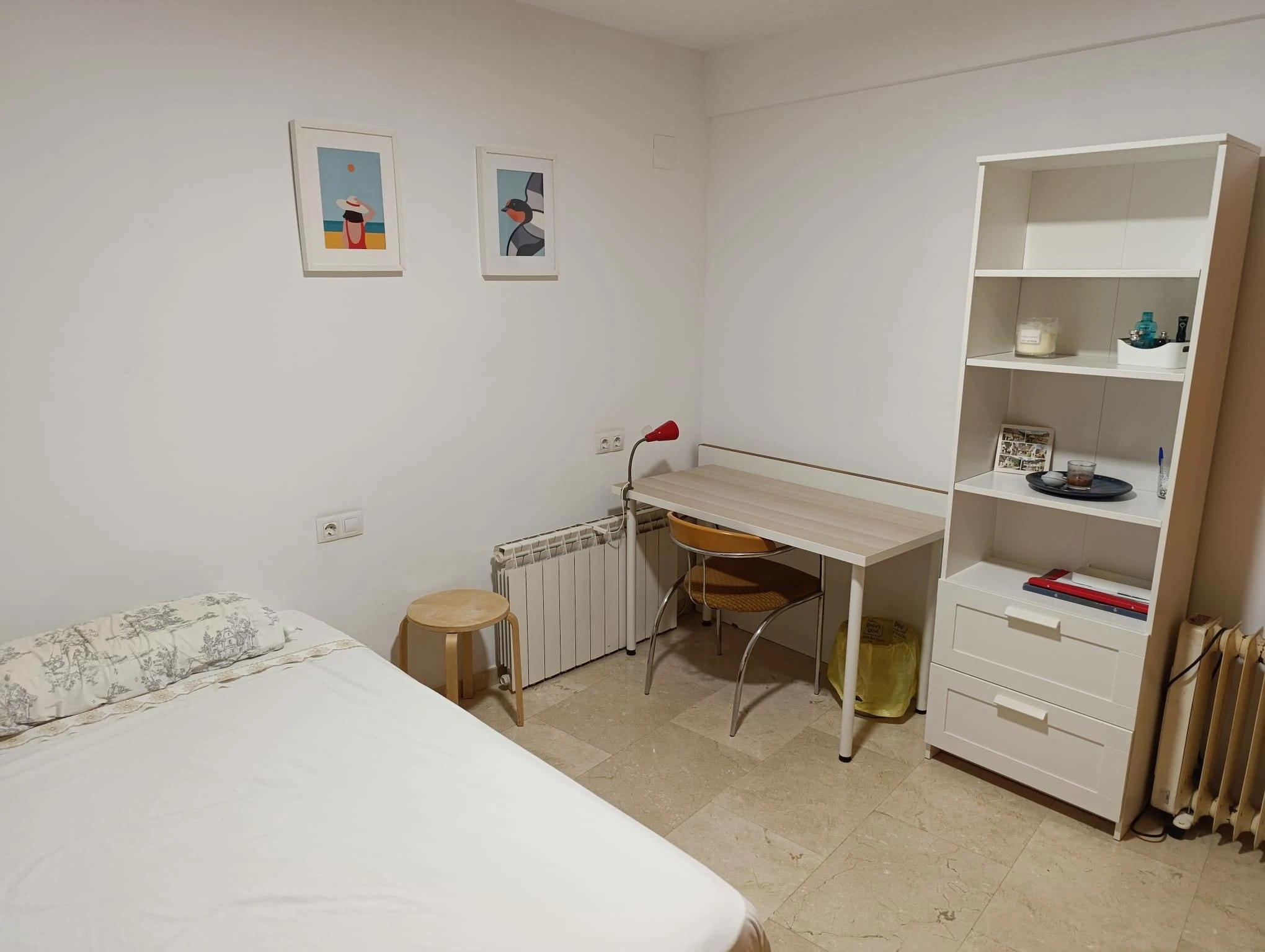 VALENCIA CENTRO BARRIO XEREA VIVIENDA REFORMADA CON PRIMERAS CALIDADES CUATRO DORMITORIOS DOS BAÑOS GARAJE