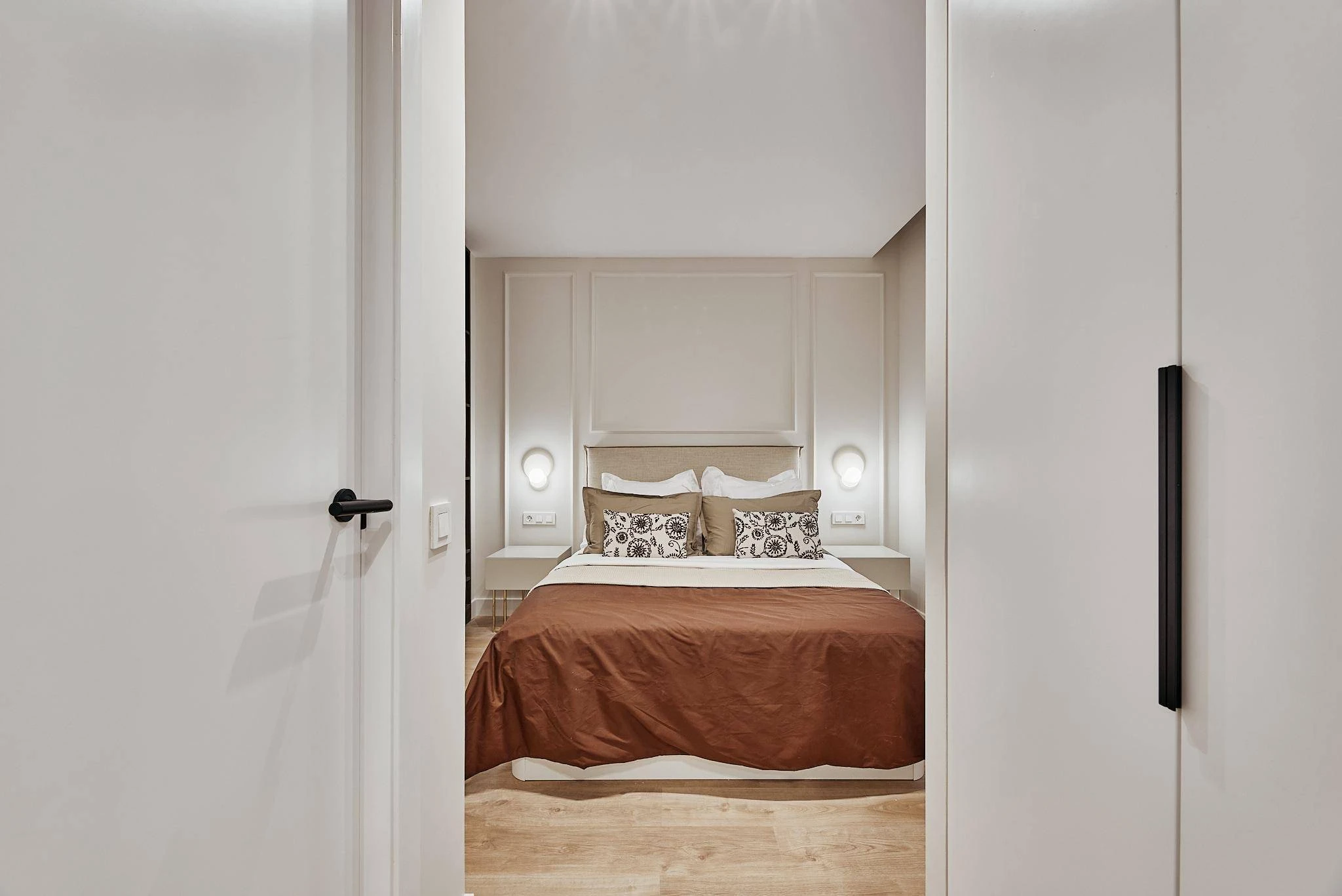 Piso reformado de 4 dormitorios en Ibiza, Retiro | ROAN Piso reformado de 4 dormitorios en Ibiza, Retiro | ROAN