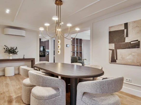 Ático reformado con portería en Goya, Madrid | ROAN
