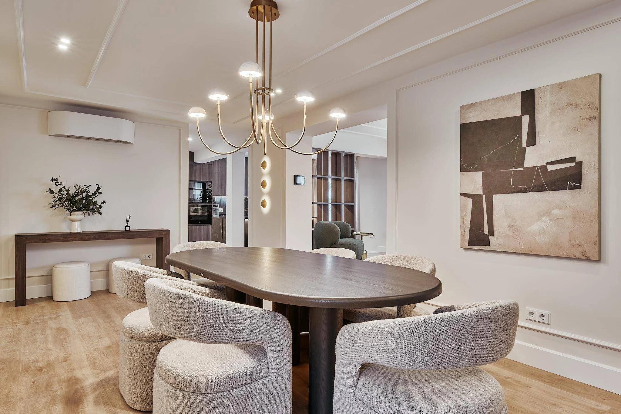 Ático reformado con portería en Goya, Madrid | ROAN