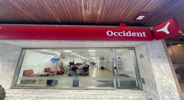 600