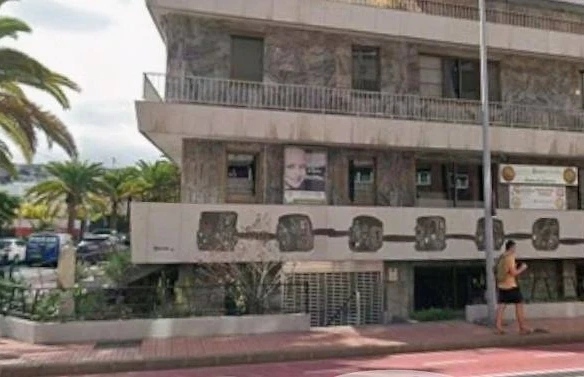 Local en planta baja en la Urbanización Ciudad Jardín