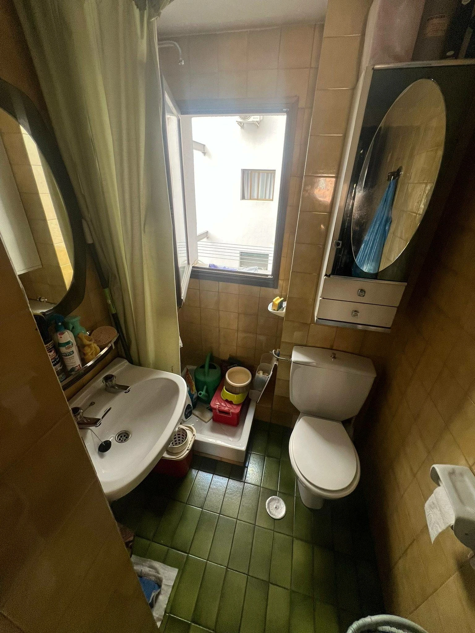 Espectacular piso del año 1980 con orientación oeste, todo exterior, situado en La Paz, en una de las urbanizaciones más exclusivas de la zona Madr Espectacular piso del año 1980 con orientación oeste, todo exterior, situado en La Paz, en una de las urbanizaciones más exclusivas de la zona Madr