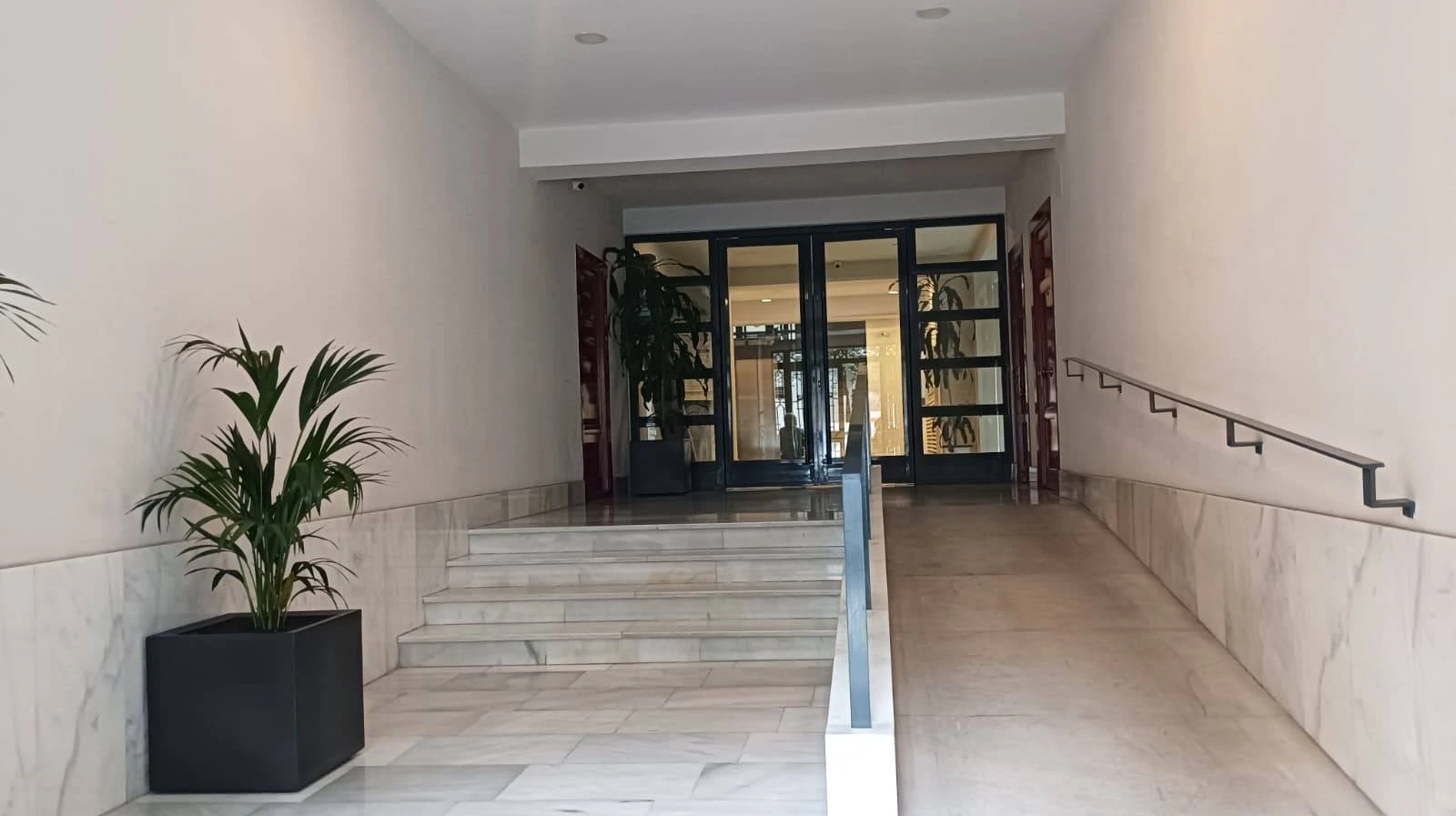 Piso con trastero en edificio señorial con portero, Claudio Coello | ROAN Piso con trastero en edificio señorial con portero, Claudio Coello | ROAN