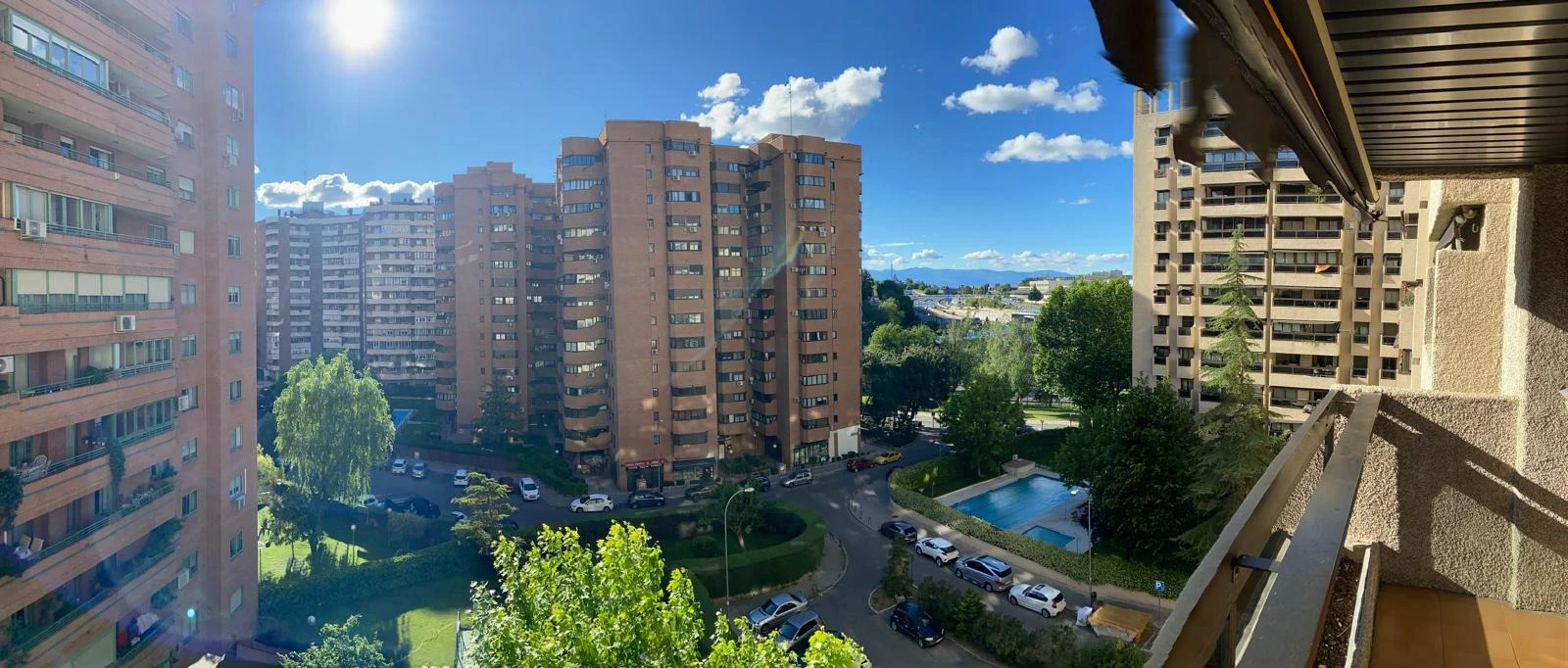 Espectacular piso del año 1980 con orientación oeste, todo exterior, situado en La Paz, en una de las urbanizaciones más exclusivas de la zona Madr Espectacular piso del año 1980 con orientación oeste, todo exterior, situado en La Paz, en una de las urbanizaciones más exclusivas de la zona Madr