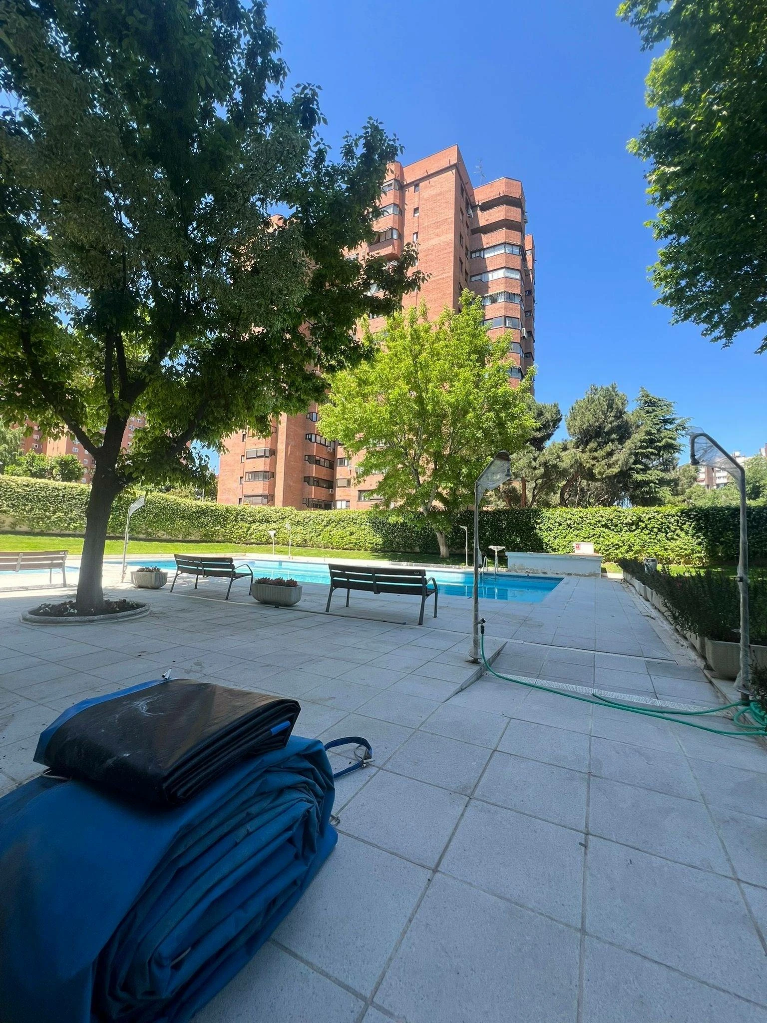 Espectacular piso del año 1980 con orientación oeste, todo exterior, situado en La Paz, en una de las urbanizaciones más exclusivas de la zona Madr Espectacular piso del año 1980 con orientación oeste, todo exterior, situado en La Paz, en una de las urbanizaciones más exclusivas de la zona Madr