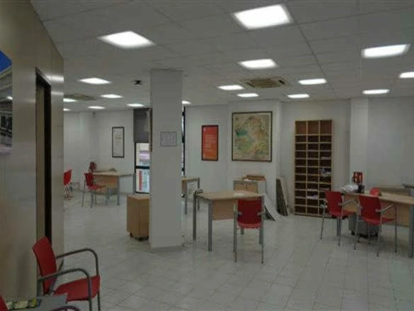 Local comercial en Toledo – Ref. 08221