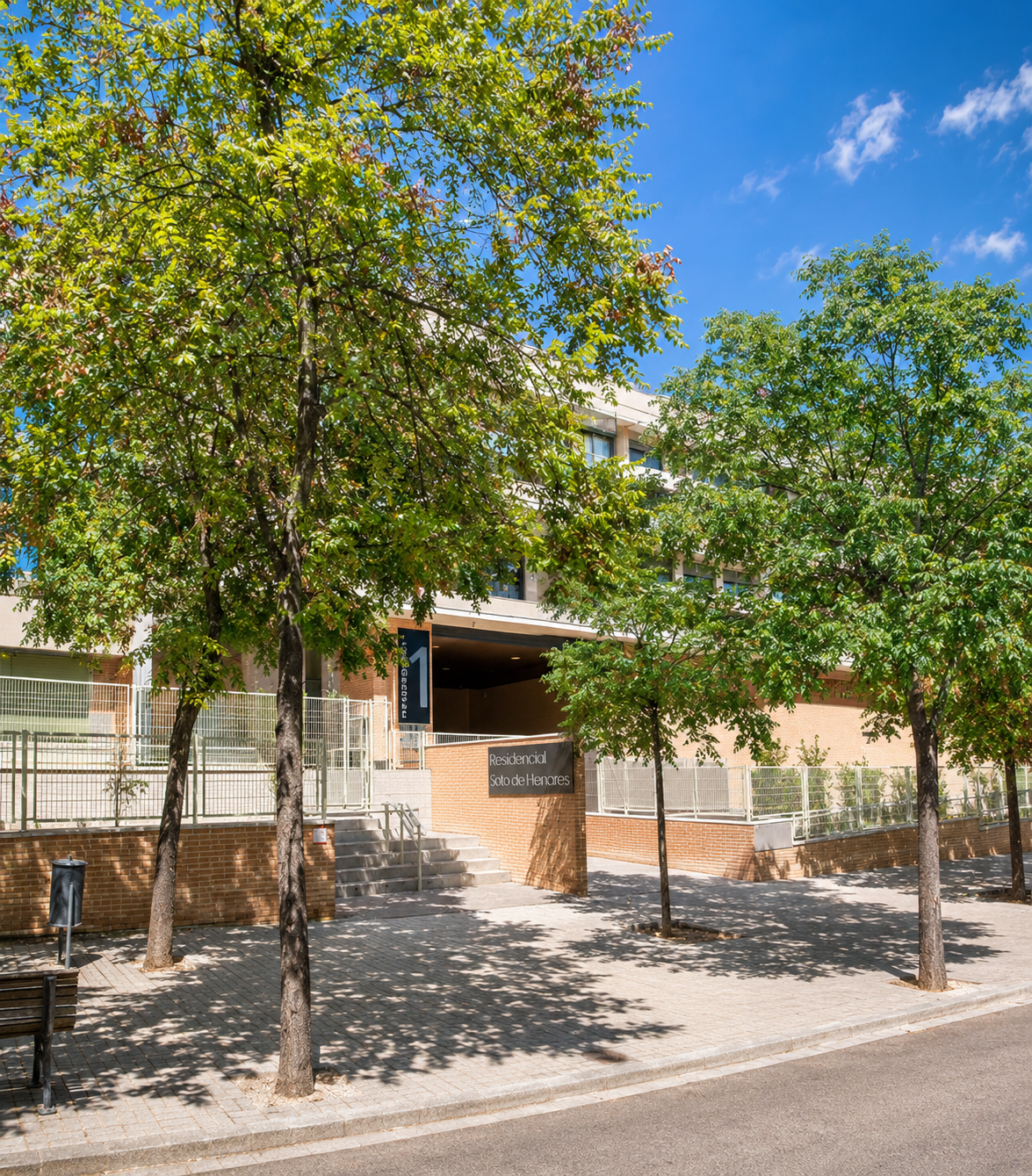 iscina y zonas comunes de Residencial Soto de Henares